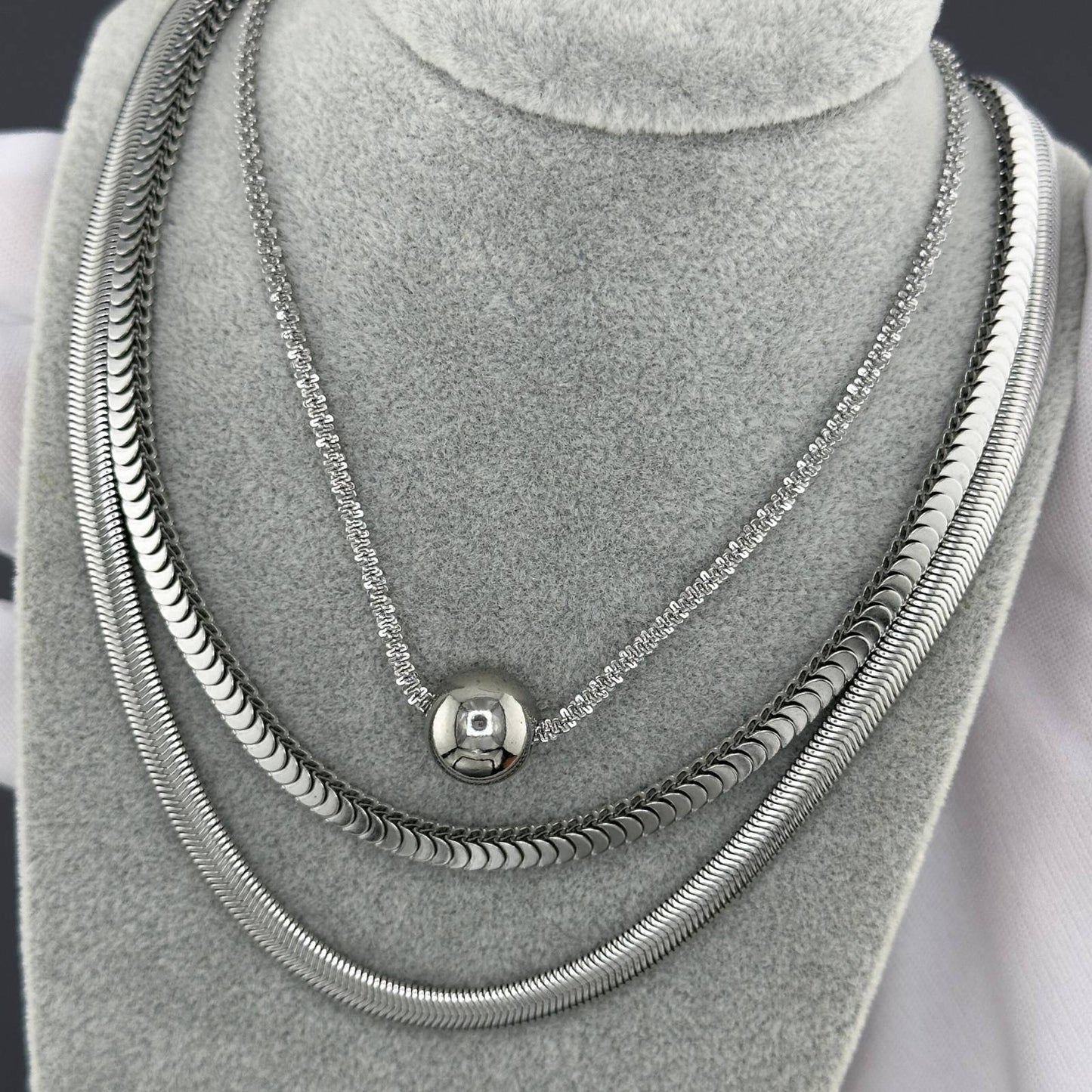 Silver Ball Pendant Necklace