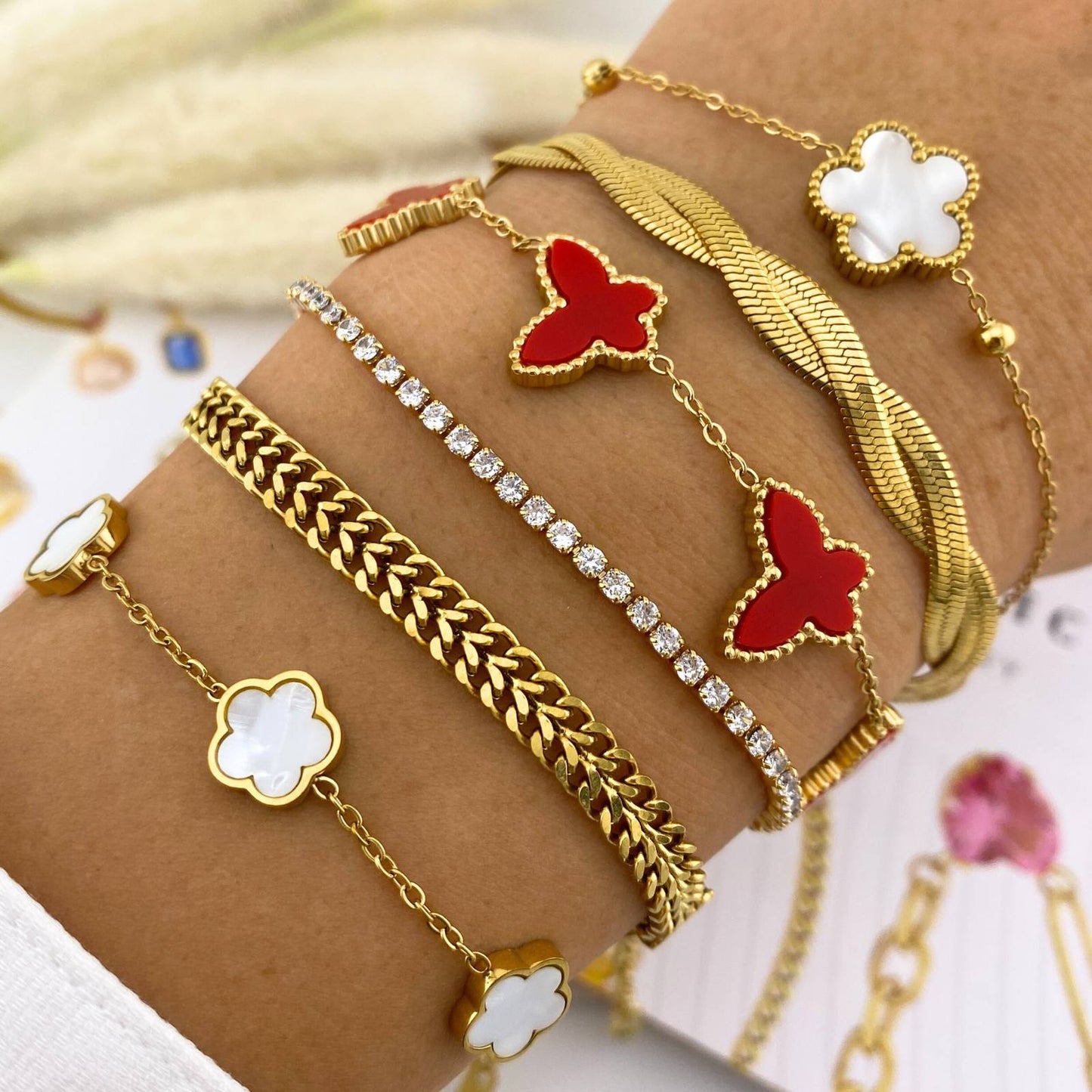 Golden White Clover Charm Bracelet