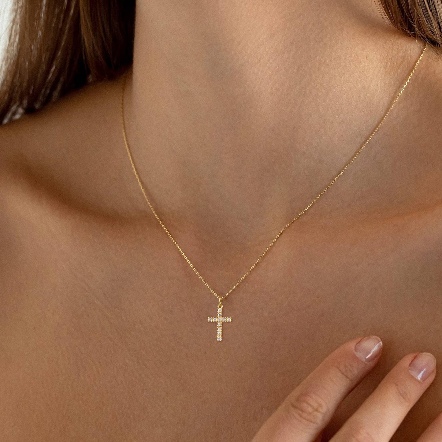 Dainty Cross Pendant Necklace