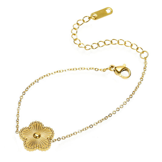 Golden Textured Clover Bracelet